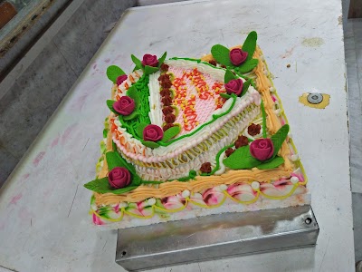 BAKE2ROVD61K__________________________________________________2_ChIJKVFHHgAx8jkRo4nD9ZDDdwY_1