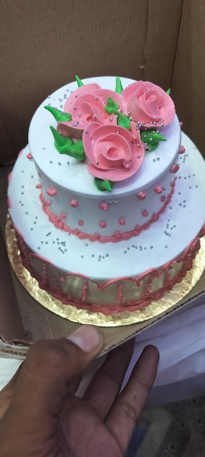 BAKE5YD6FS2B_Radha_ice-cream___cake_shop_ChIJu_-xxAMj8jkRSO4mQGu2C1Y_10