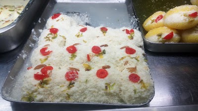 BAKEA74SQAP6_Madhuwan_ChIJ4ROvpNYa8jkRT9i-jUOihHo_10