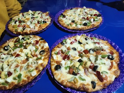 BAKEAWB7N1V9_The_moon_cafe_ChIJedX74Joj8jkRRMDRXTQ0qBk_5