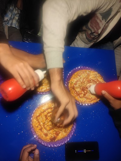 BAKEAWB7N1V9_The_moon_cafe_ChIJedX74Joj8jkRRMDRXTQ0qBk_9