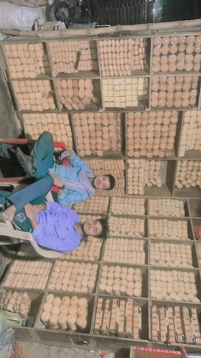 BAKEBOD38W2C_Ajeet_Bakery_ChIJWf-UiXv38TkRwEVg4pjIa9k_3