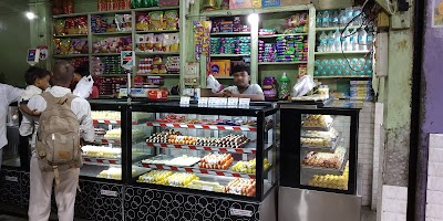 BAKEC2FSZAES_Deepak_Sweets___Cake_House_ChIJl8HPtTkf8jkRTbKwnR_NvYk_4