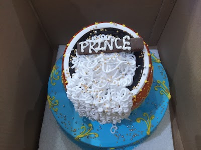 BAKEFN86WW2R_HAPPY_BIRTHDAY_CAKE_PLACE_ChIJCZIdYvpD8jkR6Br-C5CHJbY_9