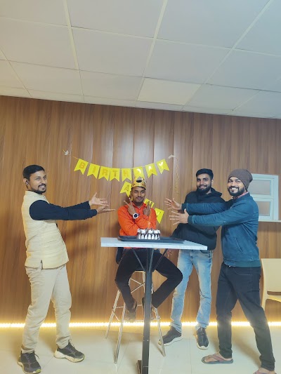 COFFB7TO0QTV_Chaay_Chuski_Cafe_ChIJcwSB62Qj8jkRlAalYSxDXT4_2