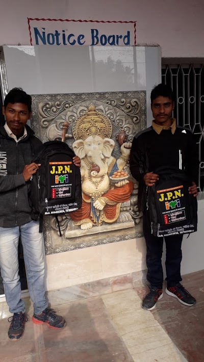 COLL1ENGQ9PV_JPN_Private_ITI_ChIJv_TczEht8jkRxmAzojZwwKE_8