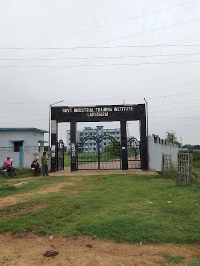 COLL6IUMILQM_Govt._ITI_Lakhisarai_ChIJD5Alh0Ij8jkRr8hndWYwp3s_2