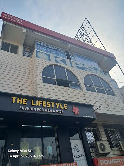 COLLW7OY48NA_KIPS_ChIJZ18HXswa8jkRpqMhKOPUyjU_4