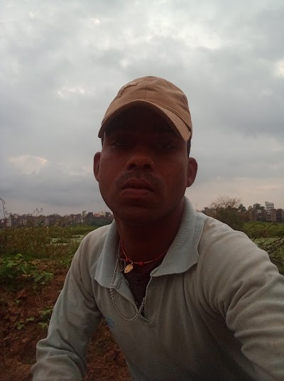 COLLXIZJX9WQ_R_Lal_College_Play_Ground_ChIJqfJQiXI98jkR6Tt7HeiYuN0_4