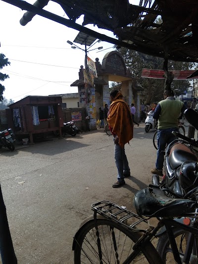 COLLZC612J01_B.P_Inter_School_ChIJUd2IsCgb8jkRCnDMopA8i8A_4