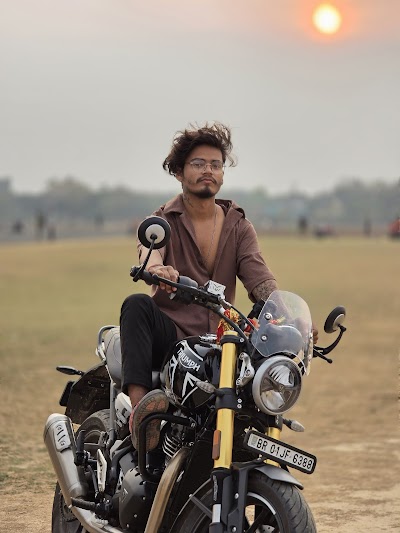 DANCE8S08DYK_BR08_Dance_Studio_ChIJe-oZZgDv8TkRgSs8Xixp1io_3