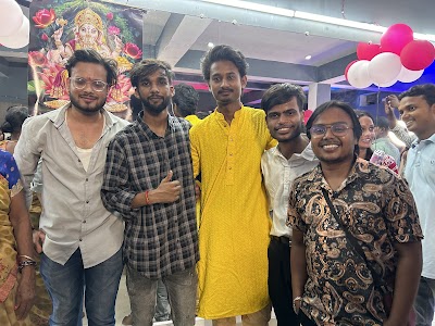 DANCE8S08DYK_BR08_Dance_Studio_ChIJe-oZZgDv8TkRgSs8Xixp1io_5