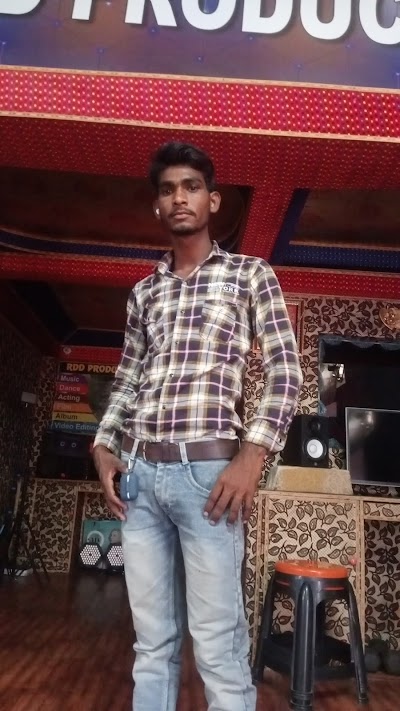 DANCERN7D021_RDD_Dance_Class_Begusarai_ChIJ33ik3mMb8jkRbx7btX8_2J8_9