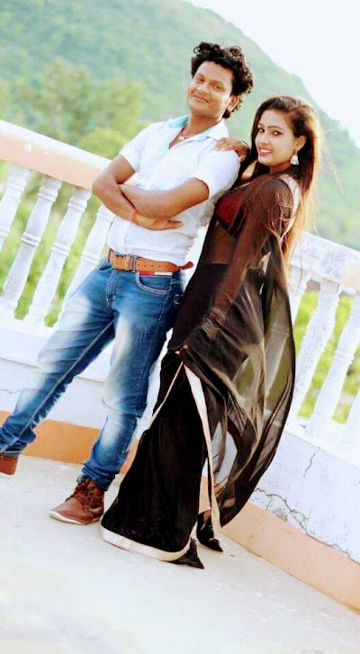 DANCEV43BT4X_Raj_Bihari_Dance_Academy_ChIJVfYsw6ZA8jkR0Yyl8BE1vMc_9