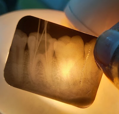 DENT6Y6Q7TSO_Shakuntala_Dental_Care_ChIJtaj6u_k98jkRMKR6sN3CmgY_4