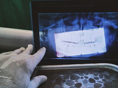 DENTZ3ZJQ4KU_smile_Dental_care__dr_ravi_kumar_BDS_MDS____ex-resident_TMH_mumbai__ChIJg_5G1Uwf8jkRvurApF3LqgU_6