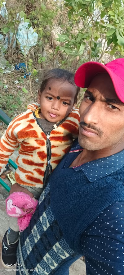 ELECHUFHEMWE_Mukesh_Electricien_house_wiring_and_repairing_ChIJ84AotJV78jkR8QdOeB0M4nI_1