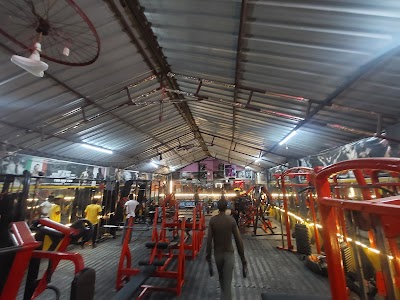 GYM6YTZYP078_Power_House_Gym_ChIJYWYxapD38TkRQRTdmyKjI8Q_1