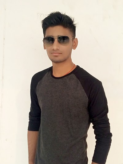 GYM94VDR1NQ0_Lucky_Lokesh_Fitness_Center_ChIJVVVVVZxv8jkRKhc0p9fh60U_9