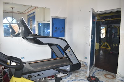 GYMF50751VKV_REAL_WORLD_FITNESS___Multi_speciality_Gym_Centre__ChIJsRsWAxgT8jkR0yc7SPk3h5U_5