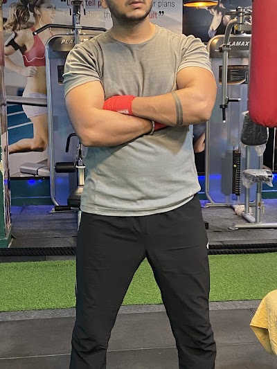 GYMFOIJE1UQ1_F3_zone_ChIJp8ofyAcb8jkRxqBtWwPmrrk_6