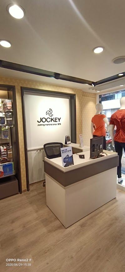 GYML50X81WTT_Jockey_Exclusive_Store_ChIJ7feTGd8r8jkRl-882lcbheA_5