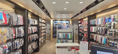 GYML50X81WTT_Jockey_Exclusive_Store_ChIJ7feTGd8r8jkRl-882lcbheA_6