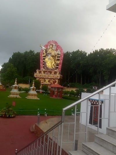 GYMMRU0YPZCU_Visal_Singar_Store_ChIJDWEo2i0j8jkRuplK2p15FBs_2