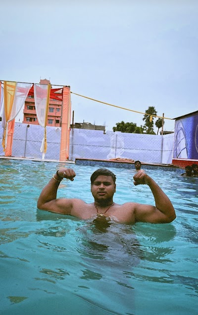 GYMPEZEULI8C_F2F_fitness_ChIJl6Rf9MEb8jkRgTOhBsqC31U_5