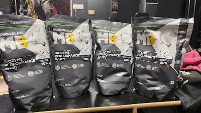 GYMPZL645N4N_FITNESS_ISLAND_GYM_ChIJR-czCNkd8jkRUIXo4-fu6cU_2