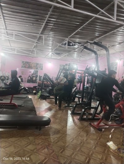 GYMTPGGIRMRW_Fitness_Gym_ChIJ9TiqcLcr8jkRgbymH6YCthM_5