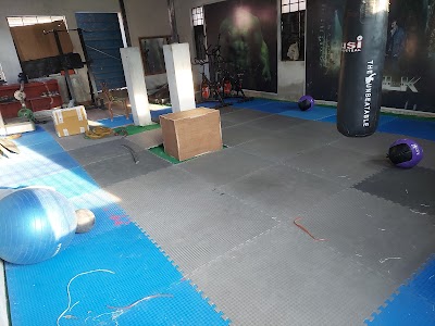 GYMUSGNIGUKU_FITNESS_FREAK_GYM_ChIJ1RWSbNIa8jkRxbWTiSw26bs_4