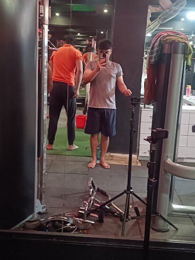 GYMVVNY7QN5J_NEW_FITNESS_CLUB_ChIJAUfjOOoN8jkR-3_j9s-qRR0_5