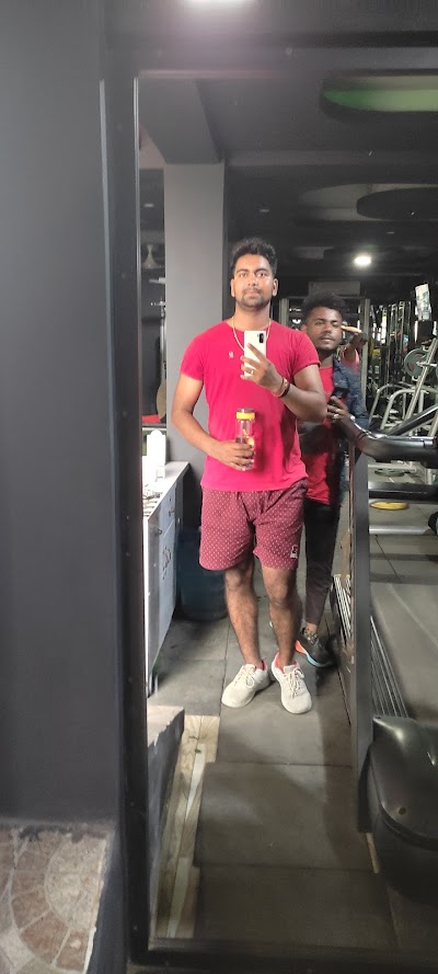 GYMVVNY7QN5J_NEW_FITNESS_CLUB_ChIJAUfjOOoN8jkR-3_j9s-qRR0_7