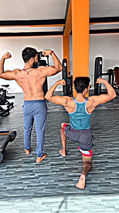 GYMXT4F0BS01_Muscles_garage_unisex_gym_ChIJPfg3h4Ur8jkRobElK22xZYI_10