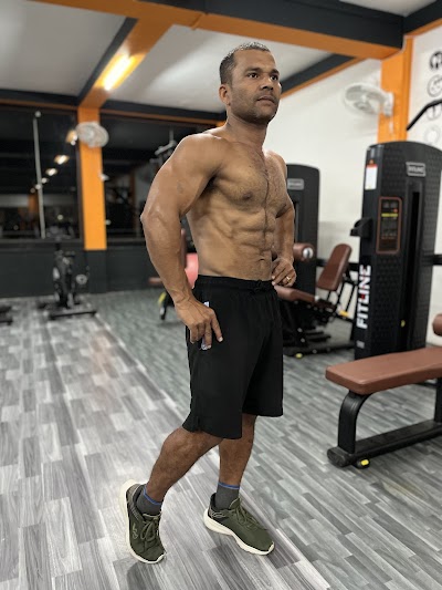 GYMXT4F0BS01_Muscles_garage_unisex_gym_ChIJPfg3h4Ur8jkRobElK22xZYI_7