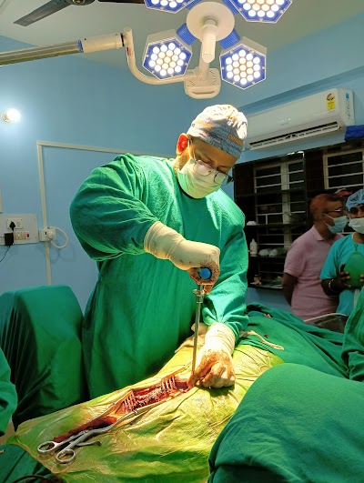 HOSP3SC8U3HC_USMA_Bone___Joint_Hospital___Dr_M.S._Haider__ChIJoW12OQAb8jkRWyWR2P0r_Nw_1