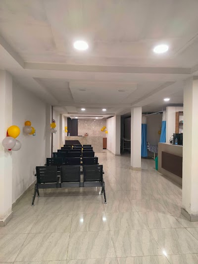 HOSP56N2RFC8_Maa_Emergency_Hospital_ChIJdSiBHQDv8TkRl5zXf3gDGWg_4