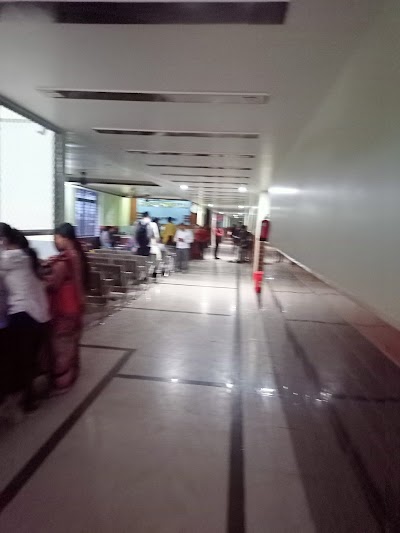 HOSP667DF38L_Crest_hospital_ChIJoXOl7N8b8jkR2K898oUp9MI_5