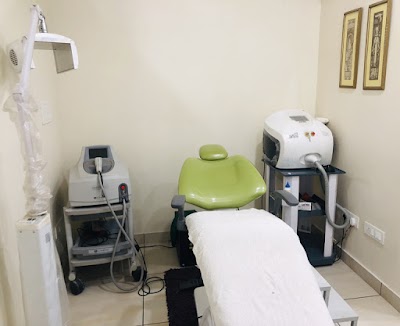 HOSP8MCSQ1UO_Lakhisarai_Skin_and_Orthopedic_Clinic_ChIJvwsDgMUj8jkRgK_HgJ8erMs_2