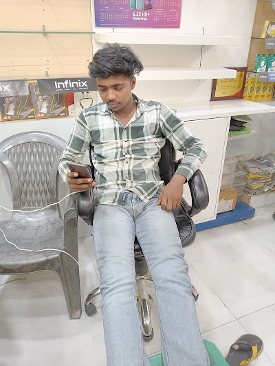 LAUN8MPGFCLA_Akshay_ak_ChIJ11NOOB-F8TkRUZl_zR3mSts_1