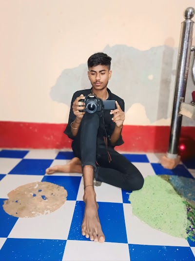 LAUN90LDJ41A_Lakhochak_ChIJCWndut0j8jkR7MBPqyzqNT8_2