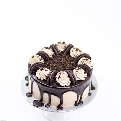 MANFAVW8GQSQ_CAKE_IN_KILO_ChIJlcyK4dsj8jkRbrj9uTbIqQM_2