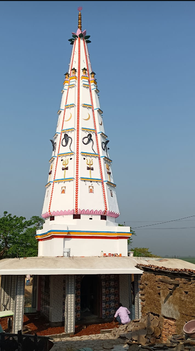 MANFS26L94YZ_Poultry_farm_ChIJ8YtbPDb18TkRtv0elqt6BTs_9