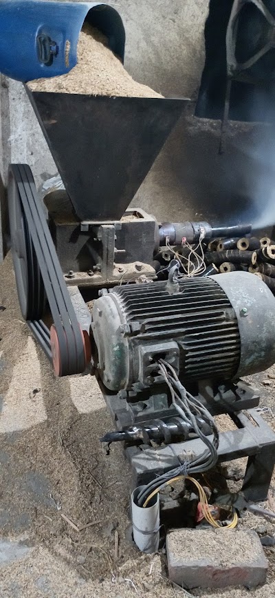 MANFV28YF7L0_Vicky_lakri_mil_ChIJO6C1cwA98jkR11ylzpay7rg_5