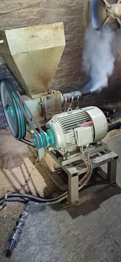 MANFV28YF7L0_Vicky_lakri_mil_ChIJO6C1cwA98jkR11ylzpay7rg_7