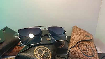 OPT3DFFHV6W1_Diamond_Optical_ChIJ4fRqN7kb8jkRJOY0RJZvFhA_1