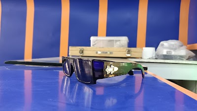 OPT3DFFHV6W1_Diamond_Optical_ChIJ4fRqN7kb8jkRJOY0RJZvFhA_7