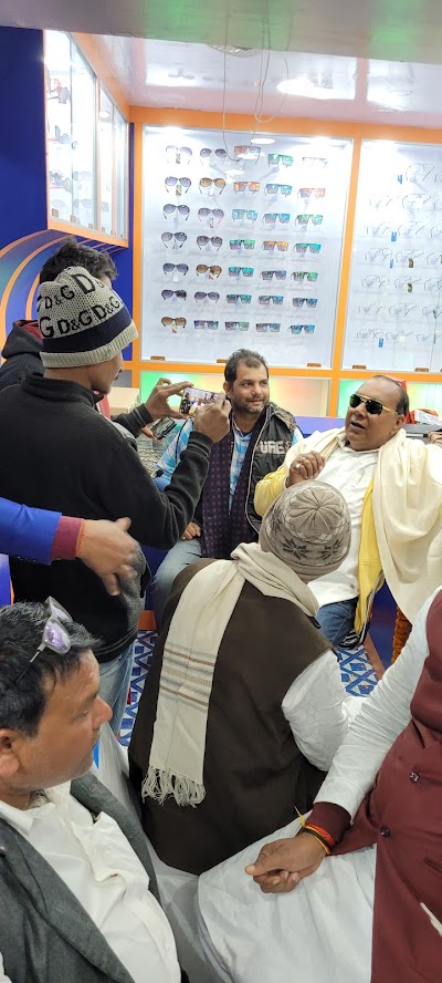 OPT3DFFHV6W1_Diamond_Optical_ChIJ4fRqN7kb8jkRJOY0RJZvFhA_8