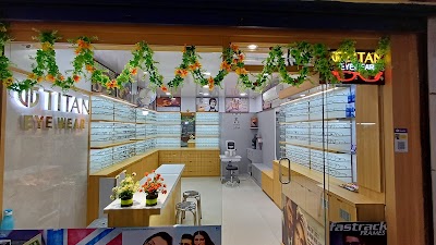 OPTHXC070RC4_Patna_Optical_ChIJm9GdTdEa8jkR4A_KUaJvvsc_1